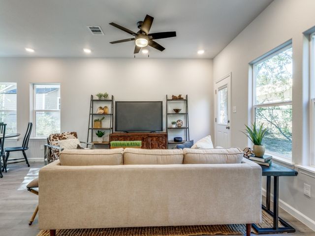 309-2 Braz Street, Bonham, TX 75418