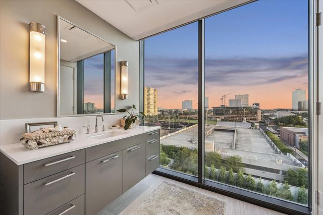 3433 Westheimer Road 706, Houston, TX 77027