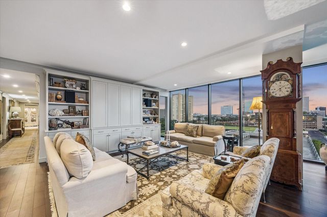 3433 Westheimer Road 706, Houston, TX 77027