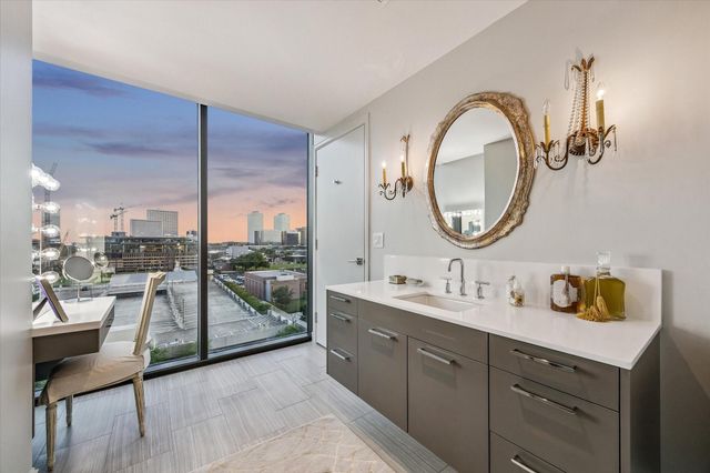 3433 Westheimer Road 706, Houston, TX 77027