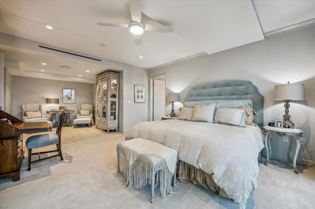 3433 Westheimer Road 706, Houston, TX 77027