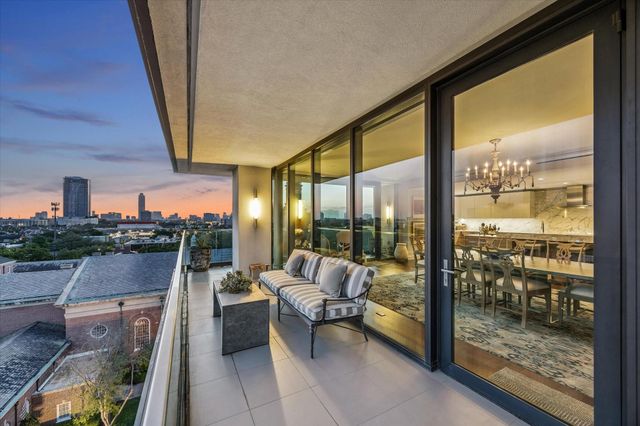 3433 Westheimer Road 706, Houston, TX 77027