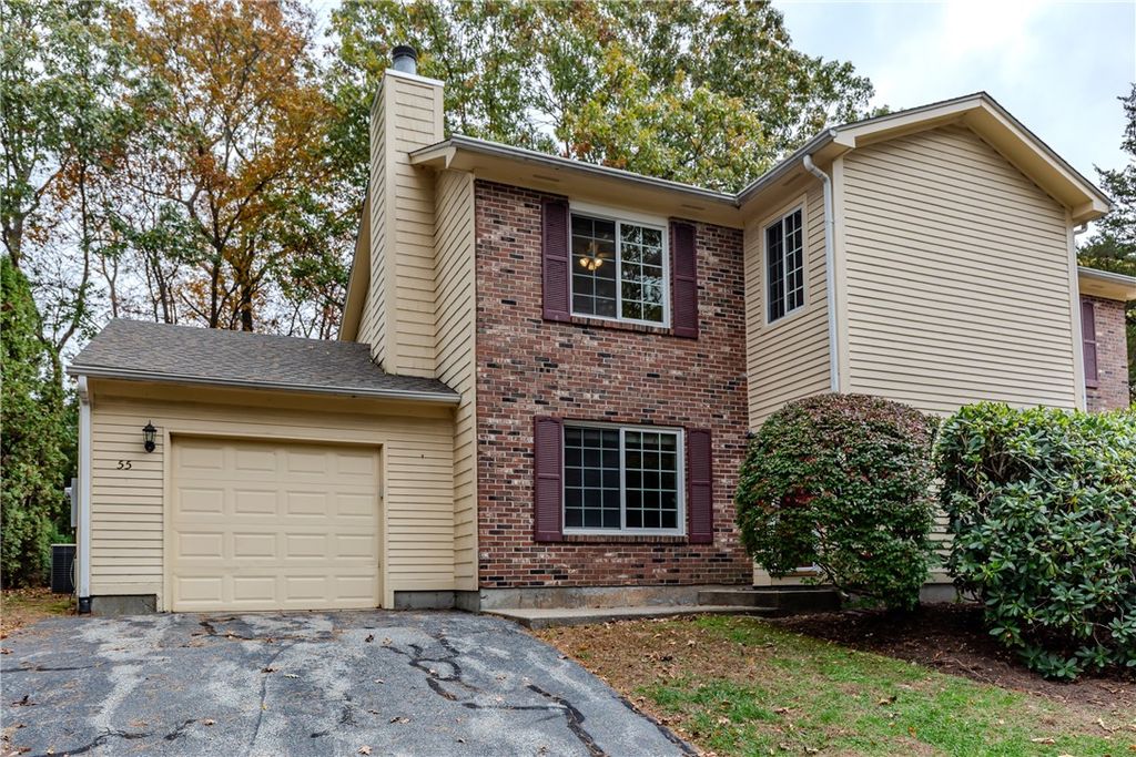 55 Governors Hill 565, West Warwick, RI 02893