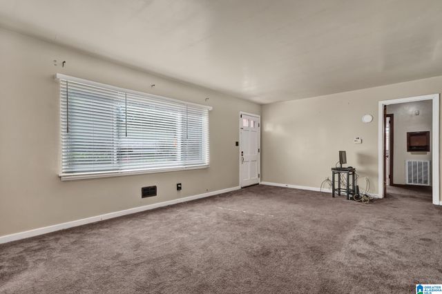 1633 18TH STREET SW, Birmingham, AL 35211
