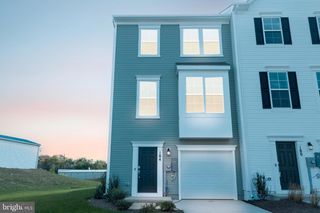 184 GRAY SILVER RD, Inwood, WV 25428