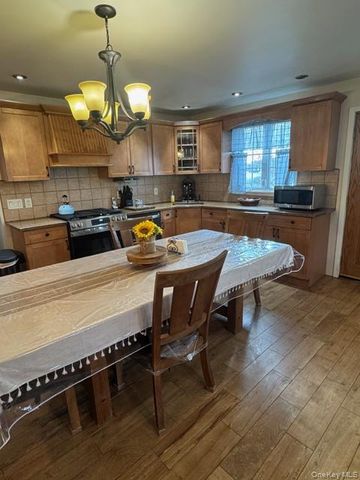 82 Westcott Street, Inwood, NY 11096