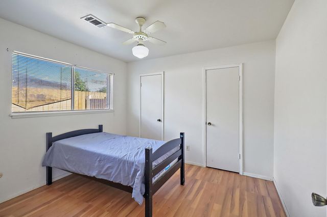 111 Grantham Road, Baytown, TX 77521