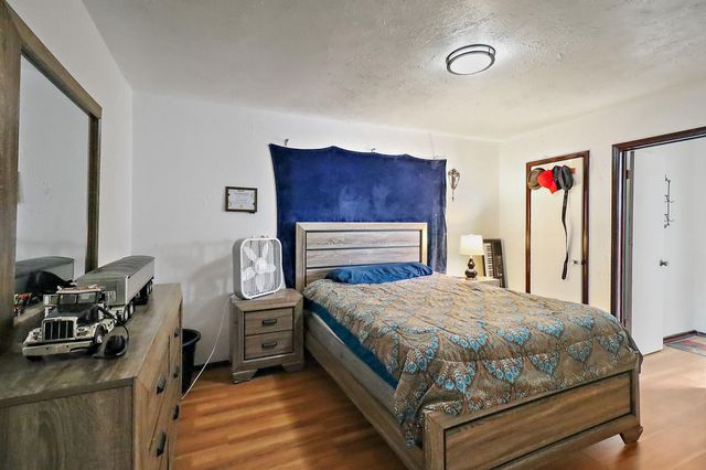 111 Grantham Road, Baytown, TX 77521