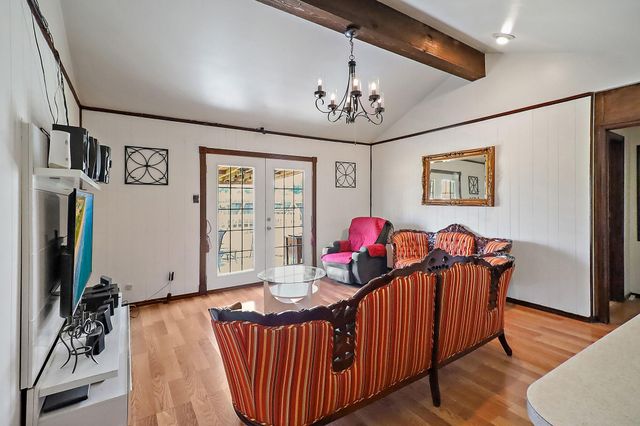 111 Grantham Road, Baytown, TX 77521