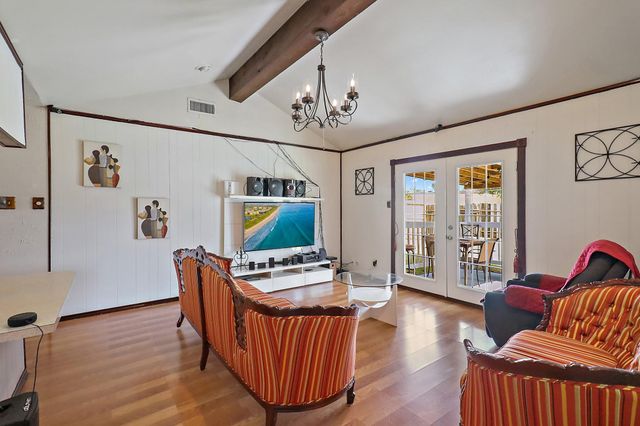 111 Grantham Road, Baytown, TX 77521