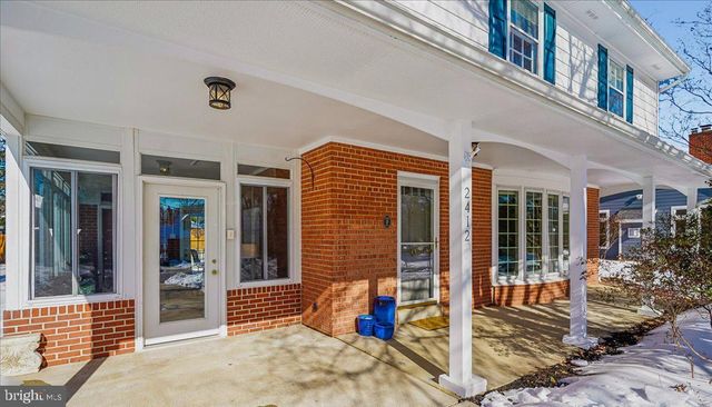 2412 CAVENDISH DR, Alexandria, VA 22308