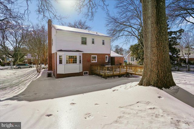 2412 CAVENDISH DR, Alexandria, VA 22308