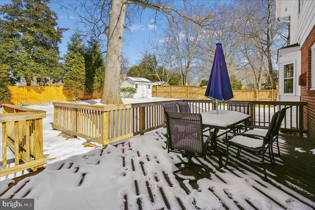 2412 CAVENDISH DR, Alexandria, VA 22308