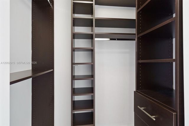 50 Biscayne Blvd 2610, Miami, FL 33132