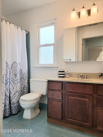 9 Romford Lane, Manchester, NJ 08759