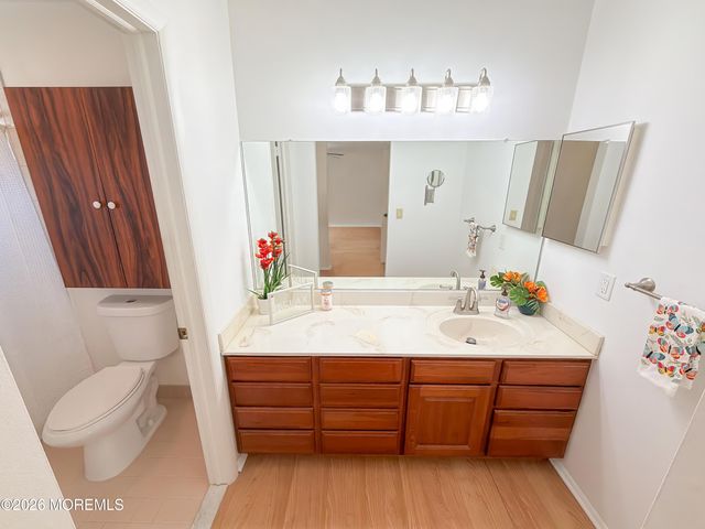 9 Romford Lane, Manchester, NJ 08759