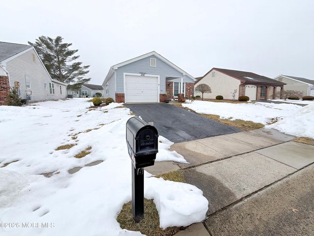 9 Romford Lane, Manchester, NJ 08759