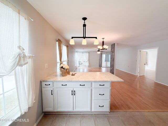 9 Romford Lane, Manchester, NJ 08759