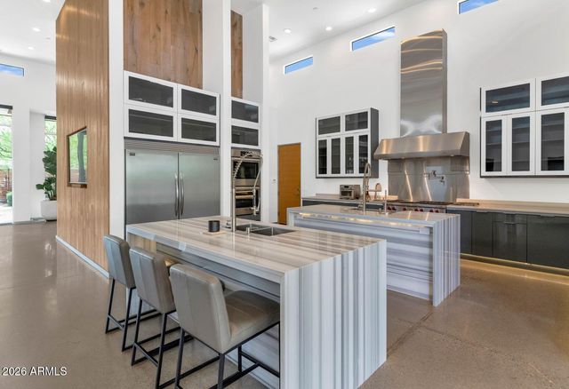 4912 N 45TH Street, Phoenix, AZ 85018
