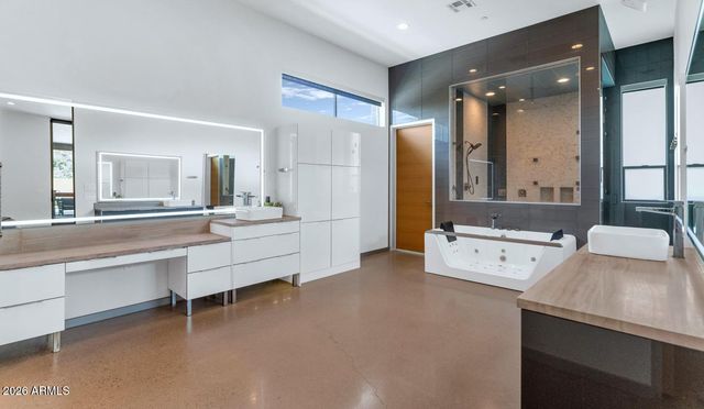 4912 N 45TH Street, Phoenix, AZ 85018