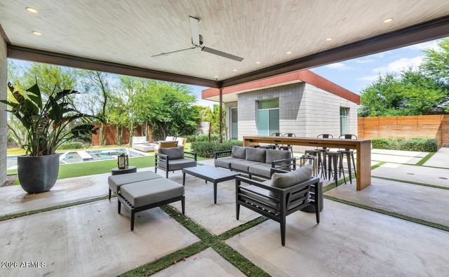 4912 N 45TH Street, Phoenix, AZ 85018