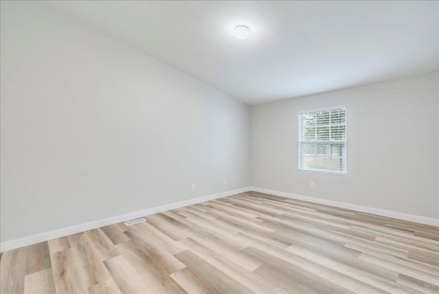 158 Shady Oaks DR, Dale, TX 78616