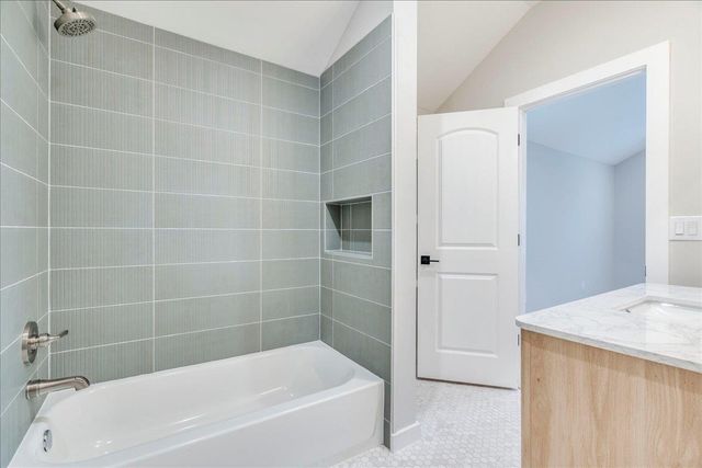 158 Shady Oaks DR, Dale, TX 78616