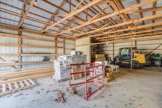 158 Shady Oaks DR, Dale, TX 78616