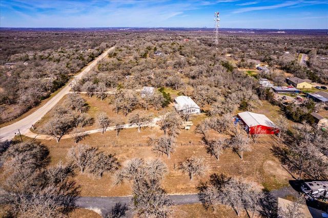 158 Shady Oaks DR, Dale, TX 78616