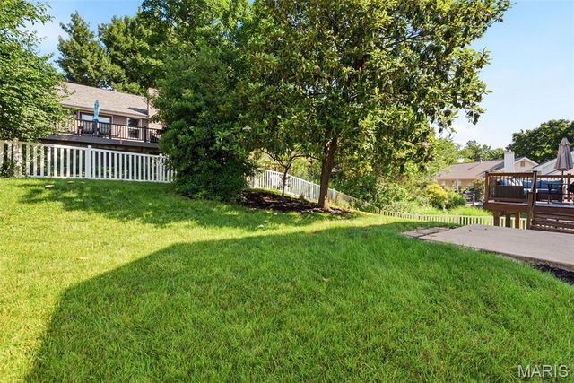 1015 Anna Meadows Lane, Ballwin, MO 63021
