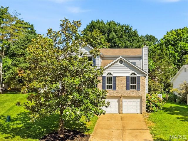 1015 Anna Meadows Lane, Ballwin, MO 63021