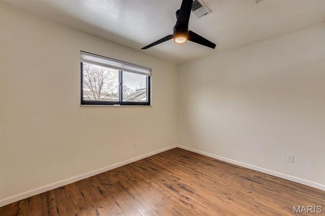 1722 Robin Knoll Court, St Louis, MO 63146