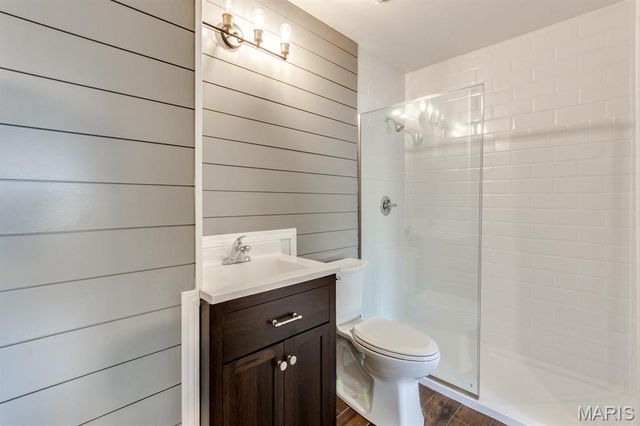 1722 Robin Knoll Court, St Louis, MO 63146