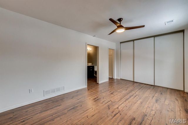 1722 Robin Knoll Court, St Louis, MO 63146