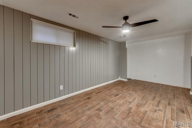 1722 Robin Knoll Court, St Louis, MO 63146