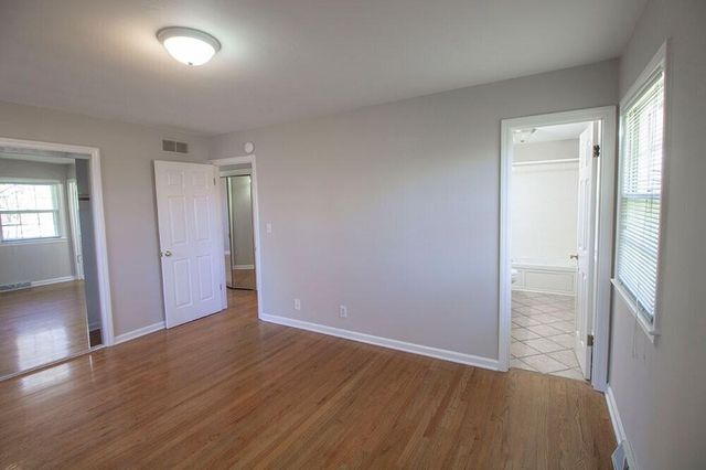 2207 BUSHNELL DR, Columbia, MO 65201