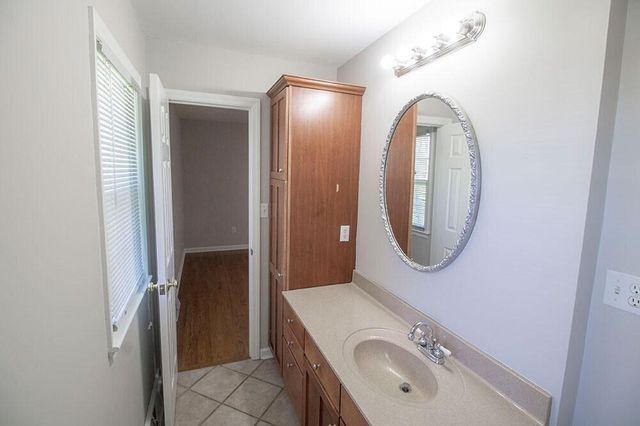 2207 BUSHNELL DR, Columbia, MO 65201