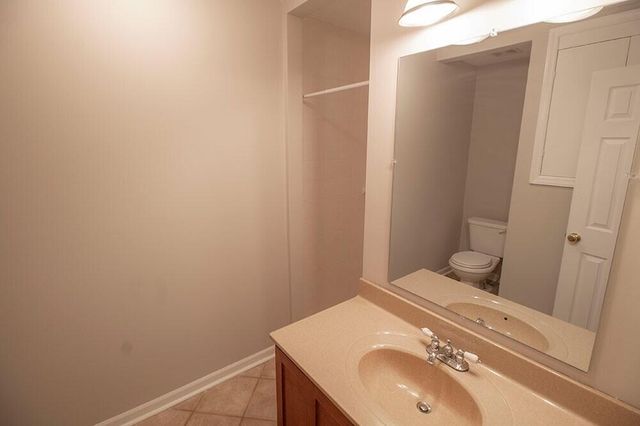 2207 BUSHNELL DR, Columbia, MO 65201