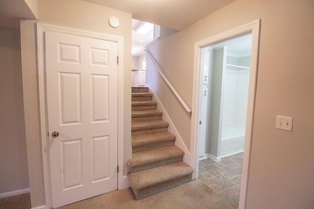 2207 BUSHNELL DR, Columbia, MO 65201