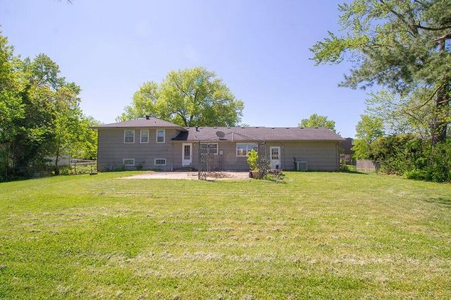2207 BUSHNELL DR, Columbia, MO 65201
