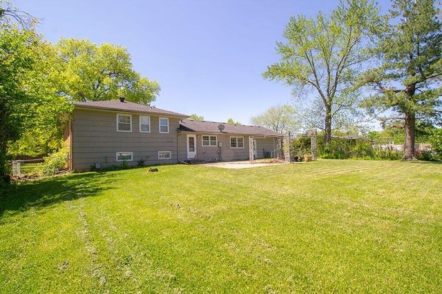 2207 BUSHNELL DR, Columbia, MO 65201