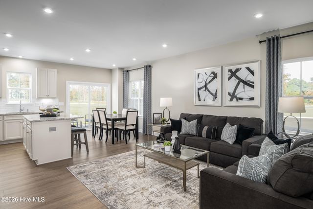 3190 Edgehill Drive, Navassa, NC 28451