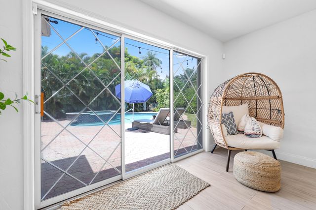 342 SW 14th Street, Pompano Beach, FL 33060