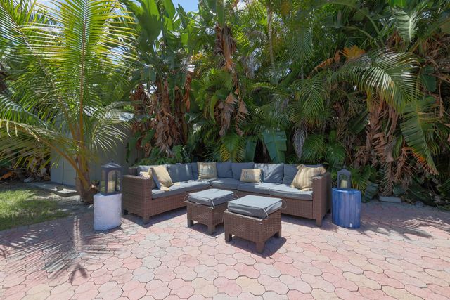 342 SW 14th Street, Pompano Beach, FL 33060