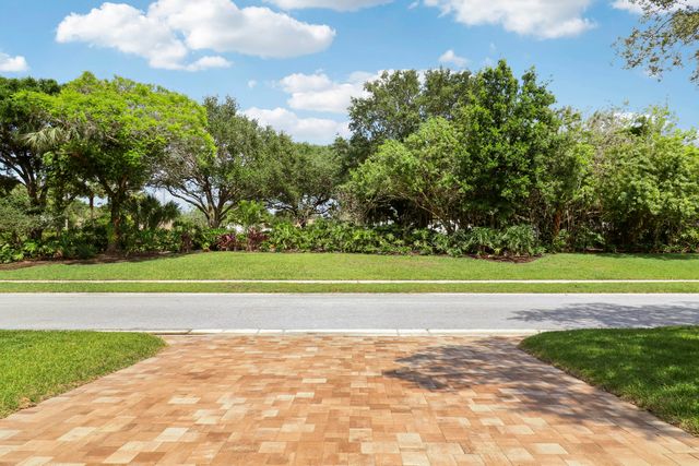 154 Sandbar Drive, Jupiter, FL 33477