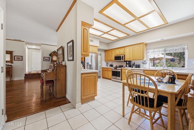 1558 Placid Court, Simi Valley, CA 93065