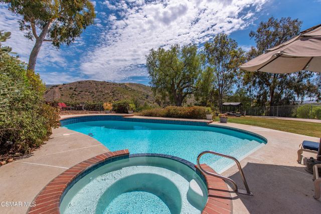 1558 Placid Court, Simi Valley, CA 93065