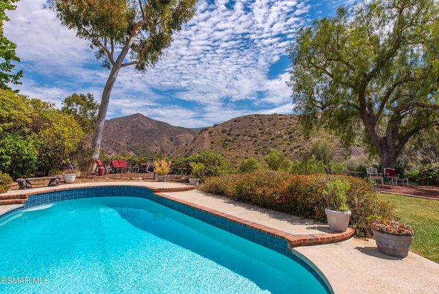 1558 Placid Court, Simi Valley, CA 93065