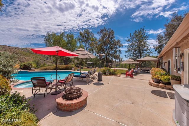 1558 Placid Court, Simi Valley, CA 93065