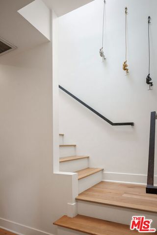 108 S Croft Avenue 103, Los Angeles, CA 90048